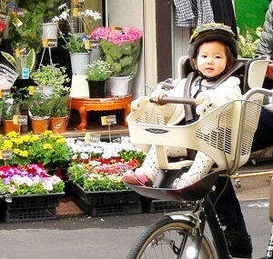 自転車と子供